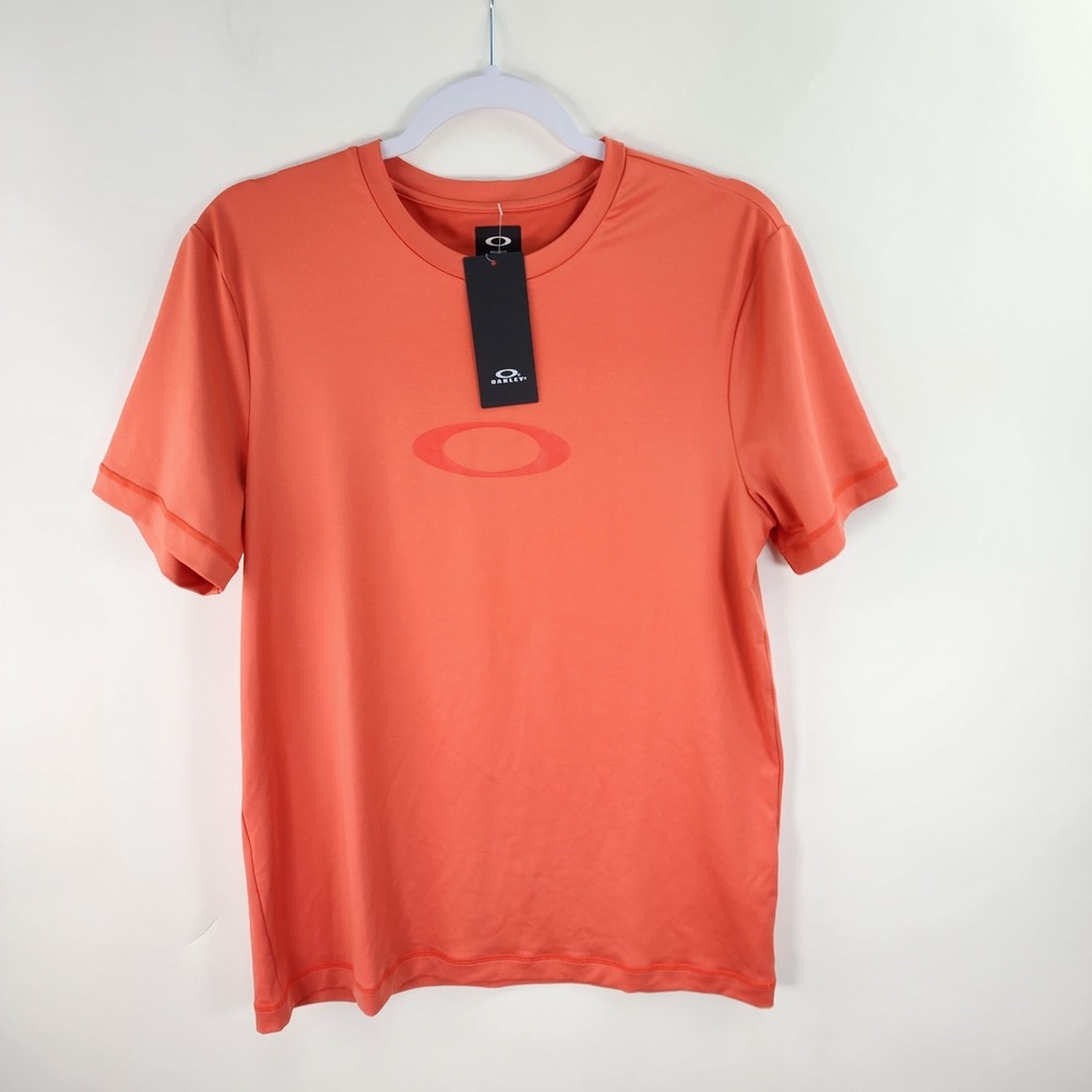 Oakley Rashguard Logo T-Shirt Men's M Fire Red Athletic Regular Fit Stretch
